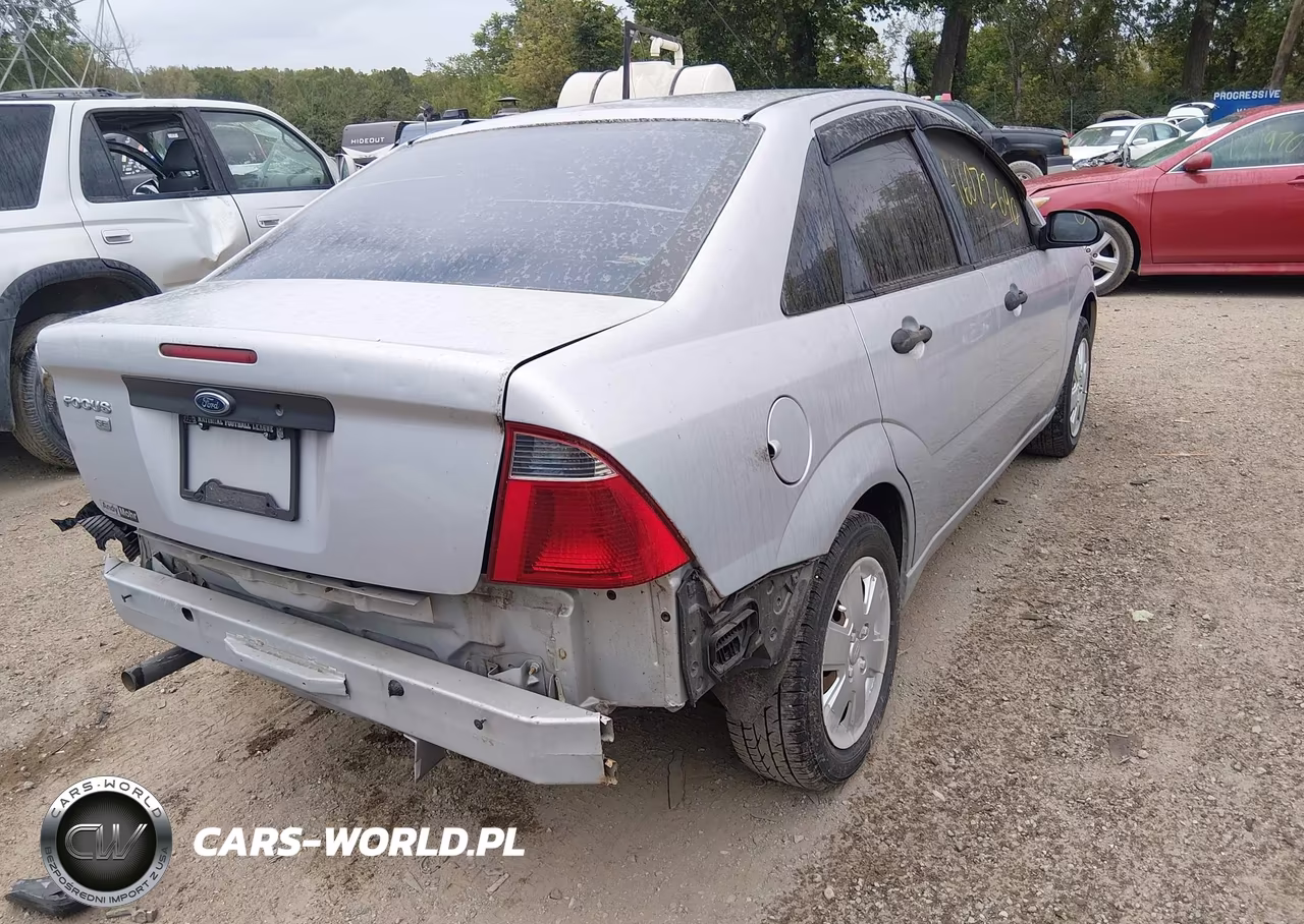 2007 Ford Focus S-Se-Ses VIN:1FAFP34N17W170880 - 4