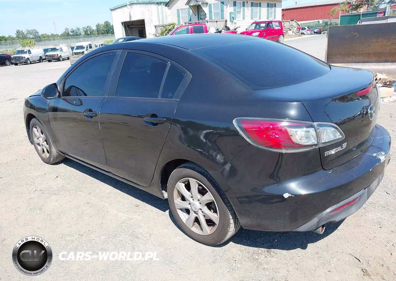 2011 Mazda Mazda3 I Touring VIN:JM1BL1VG2B1438107 - 3