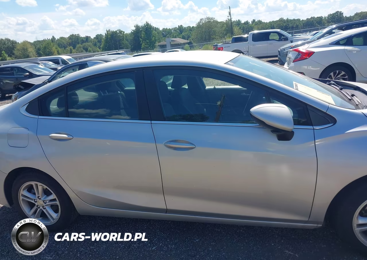 2018 Chevrolet Cruze Lt Auto VIN:1G1BE5SM3J7177702 - 13
