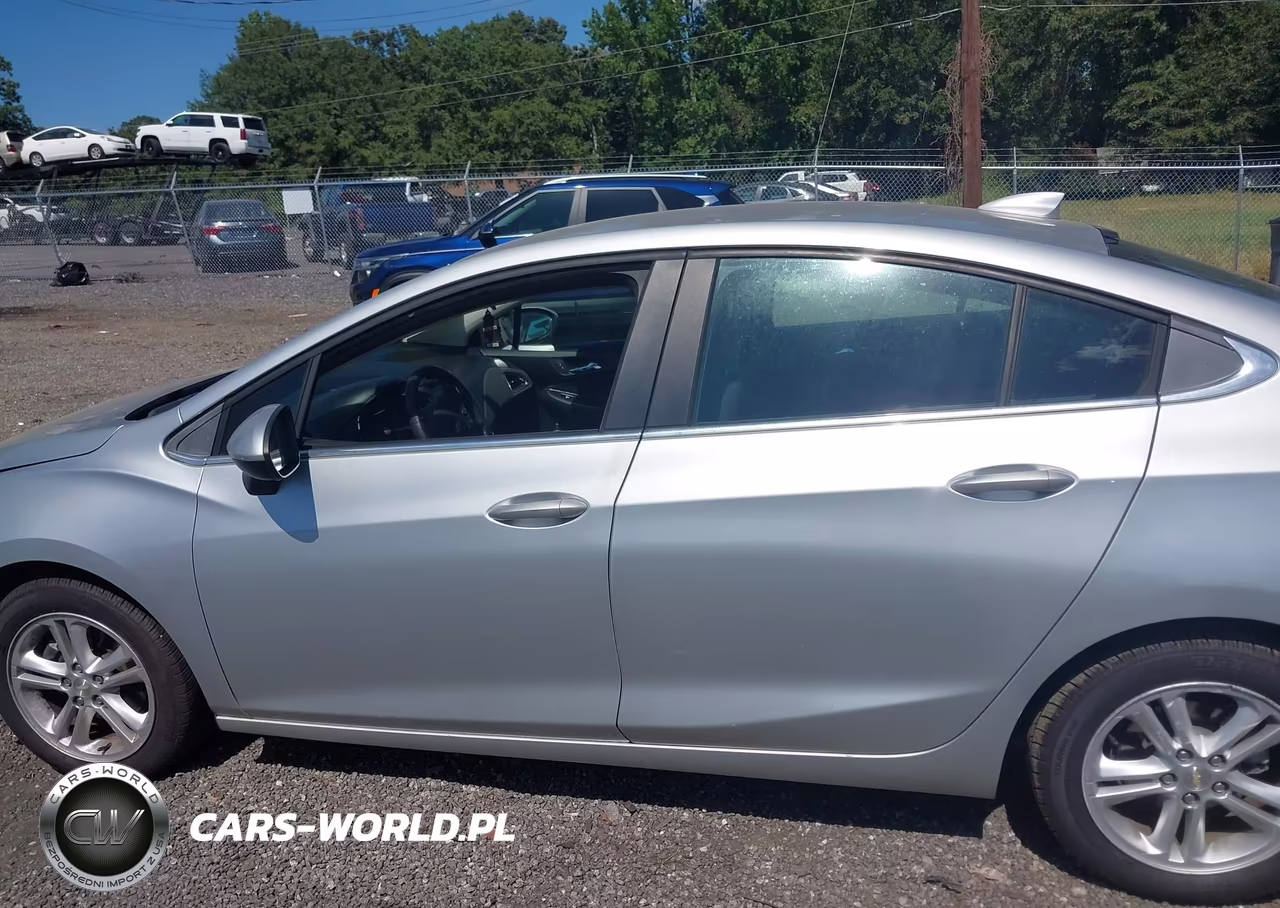 2018 Chevrolet Cruze Lt Auto VIN:1G1BE5SM3J7177702 - 14