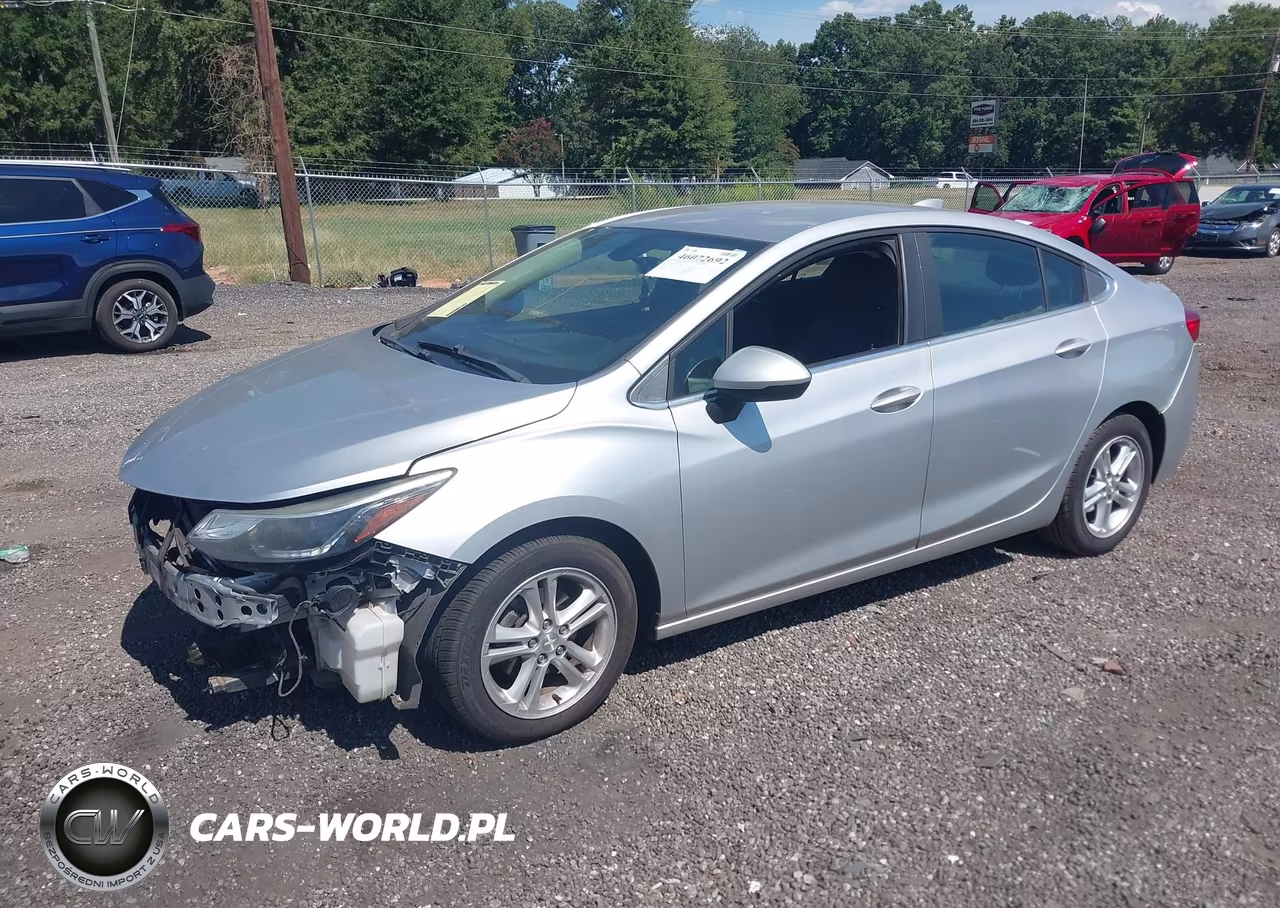 2018 Chevrolet Cruze Lt Auto VIN:1G1BE5SM3J7177702 - 2