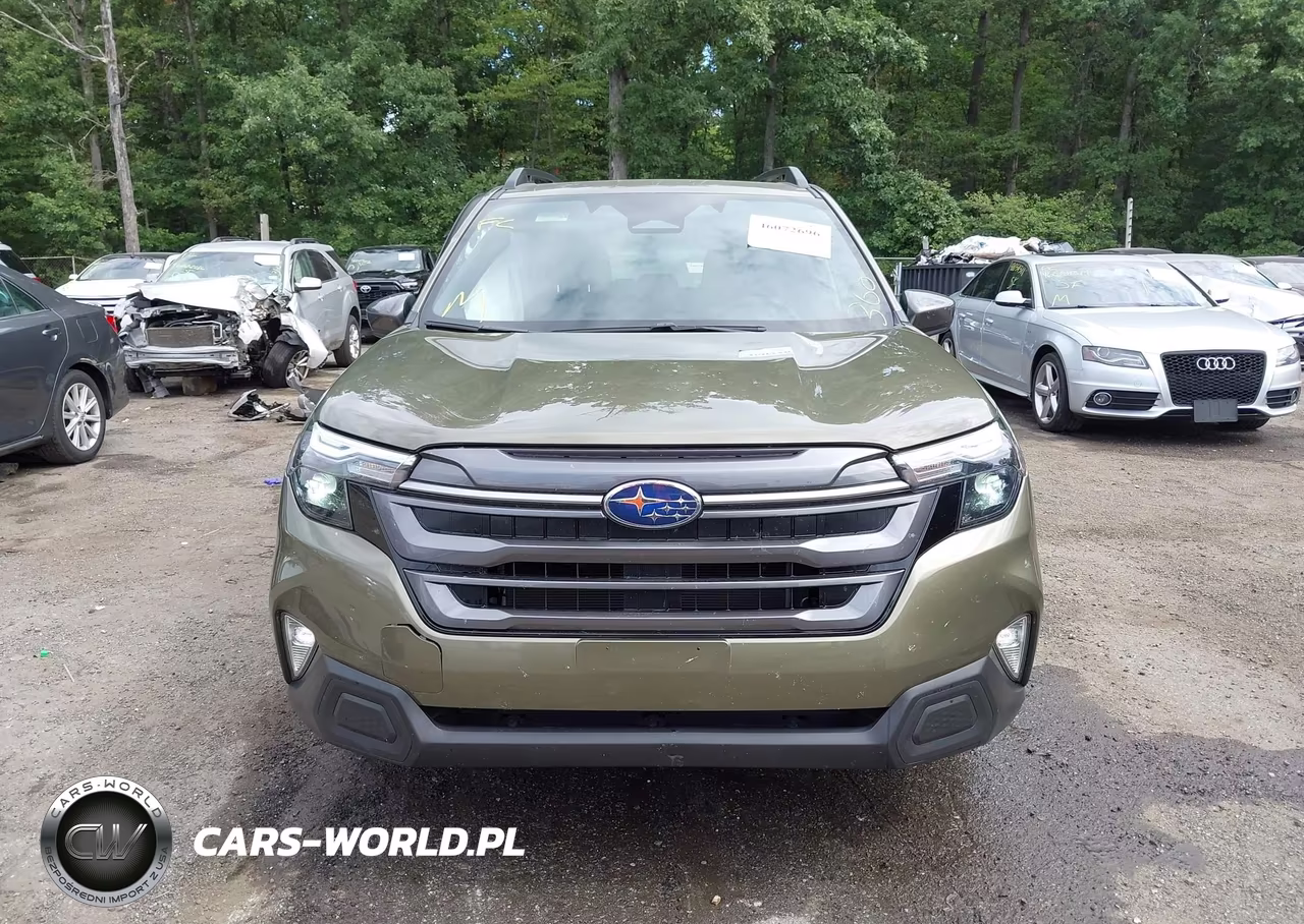 2025 Subaru Forester Premium VIN:JF2SLDDC9SH599109 - 12