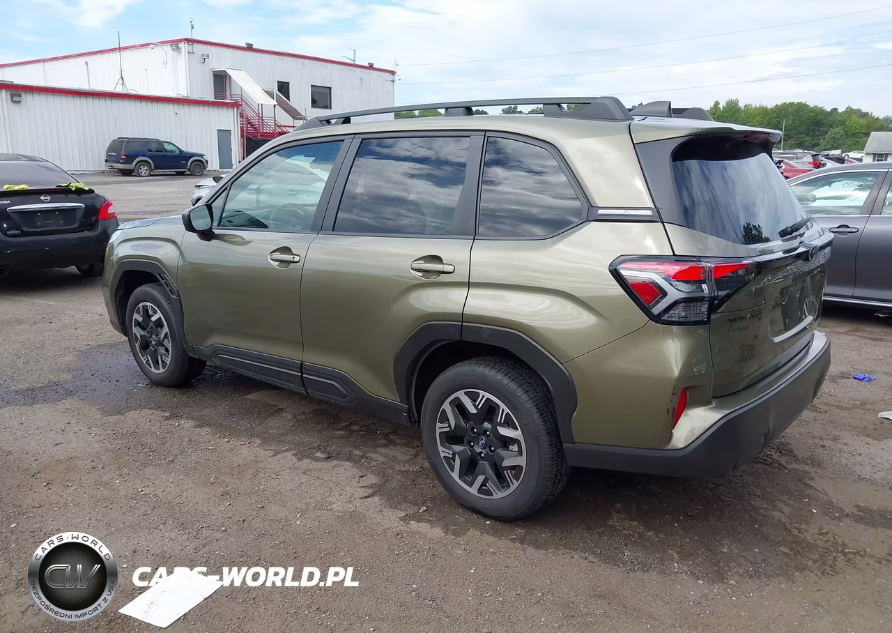 2025 Subaru Forester Premium VIN:JF2SLDDC9SH599109 - 3