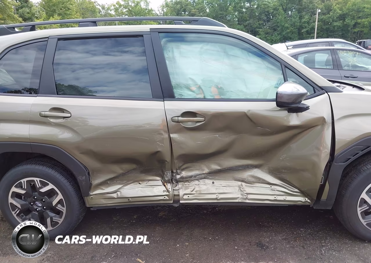 2025 Subaru Forester Premium VIN:JF2SLDDC9SH599109 - 6