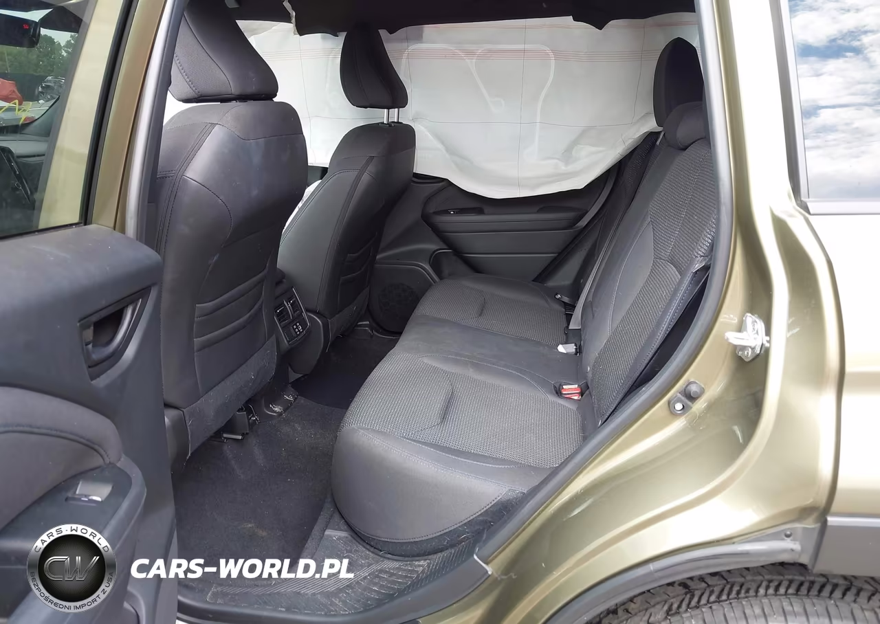 2025 Subaru Forester Premium VIN:JF2SLDDC9SH599109 - 8