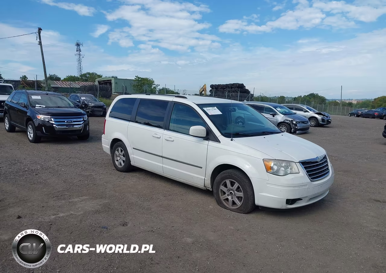 2010 Chrysler Town & Country Touring VIN:2A4RR5D14AR288877 - 1