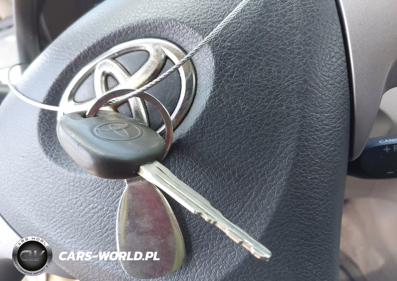 2011 Toyota Corolla Le VIN:JTDBU4EE5B9140746 - 11