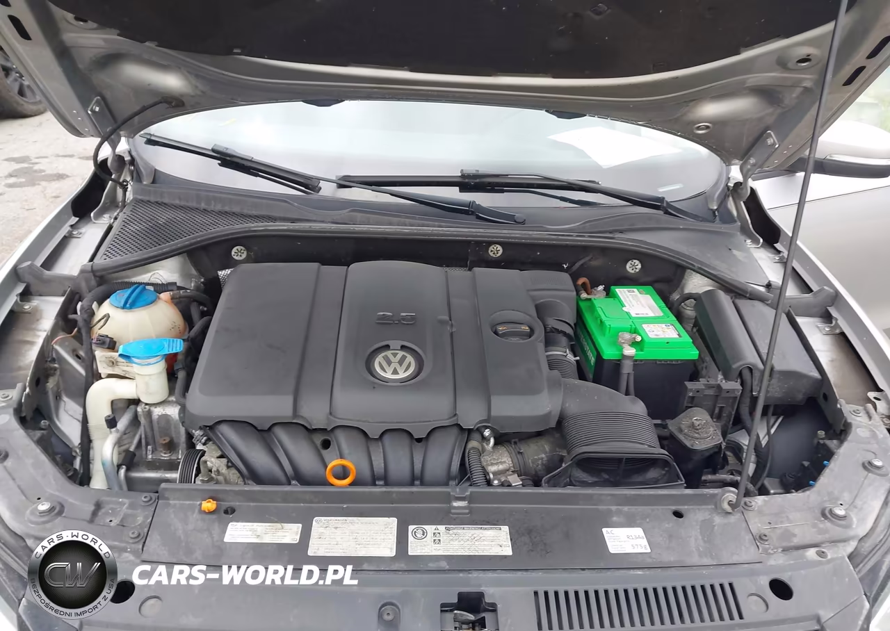 2013 Volkswagen Passat 2.5L S VIN:1VWAP7A3XDC032408 - 10