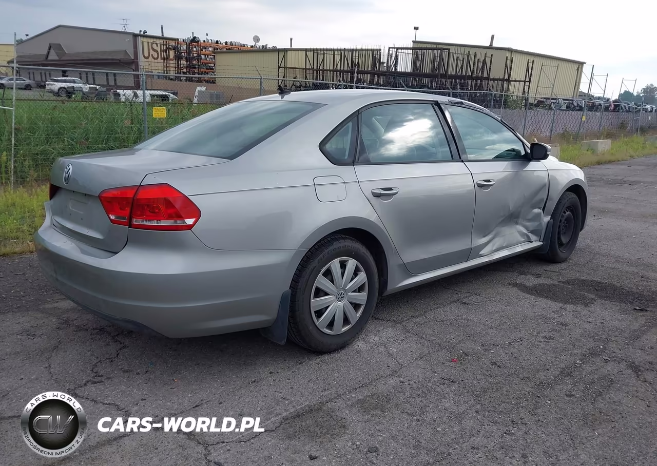 2013 Volkswagen Passat 2.5L S VIN:1VWAP7A3XDC032408 - 4