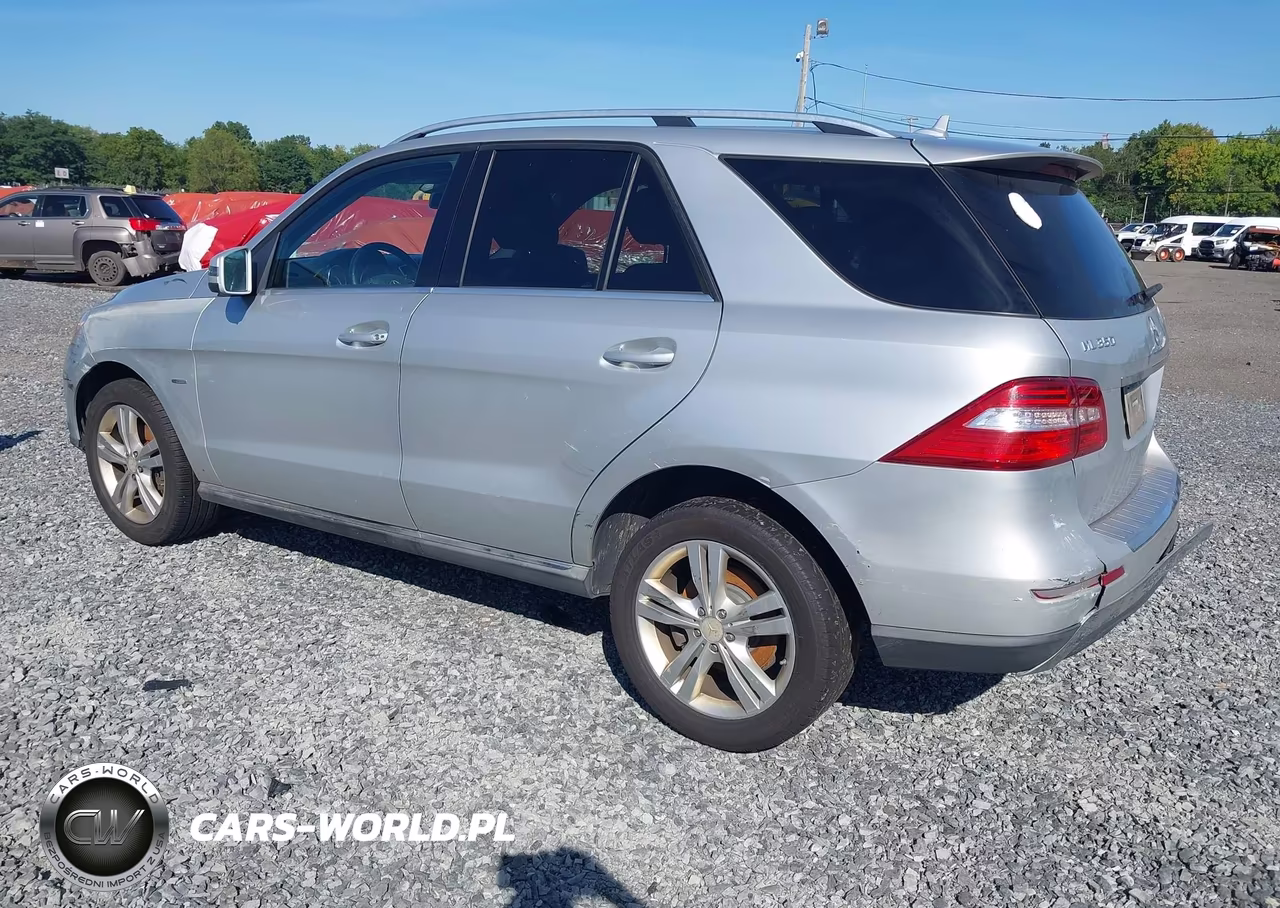 2012 Mercedes-Benz Ml 350 4Matic VIN:4JGDA5HB4CA004211 - 3