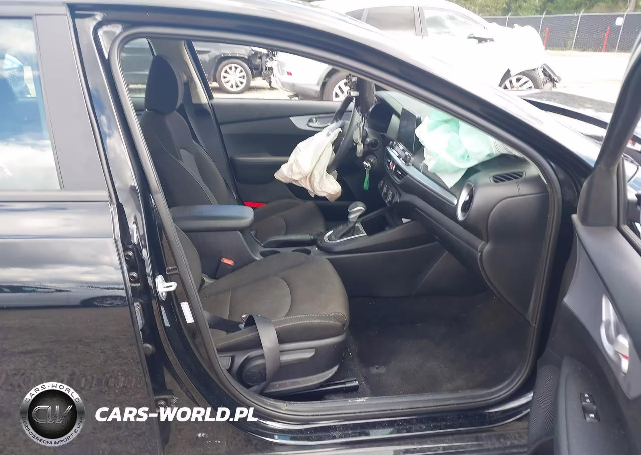 2024 Kia Forte Lx VIN:3KPF24AD7RE820335 - 5