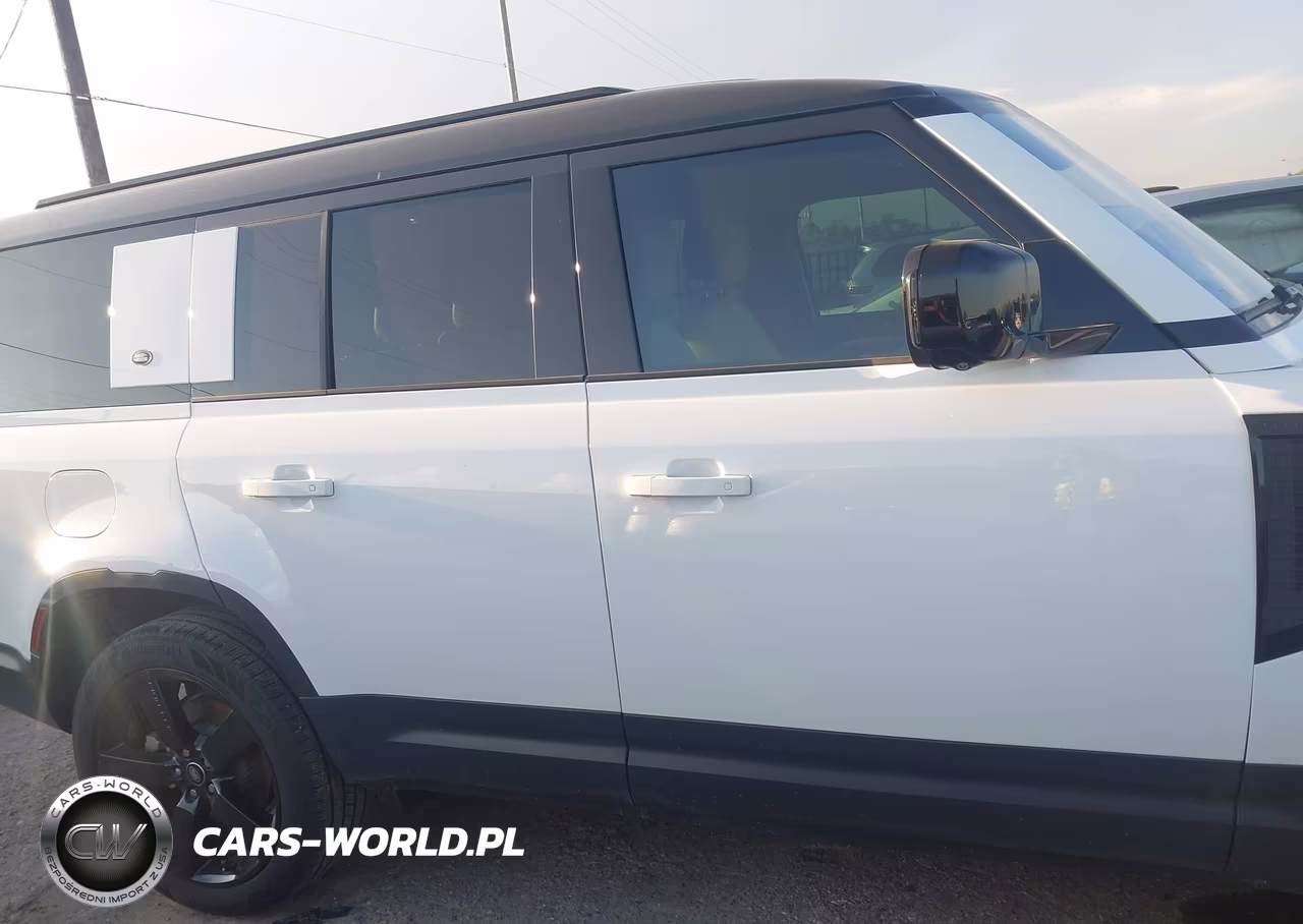 2024 Land Rover Defender 130 P300 S VIN:SALEJFFU4R2300750 - 13