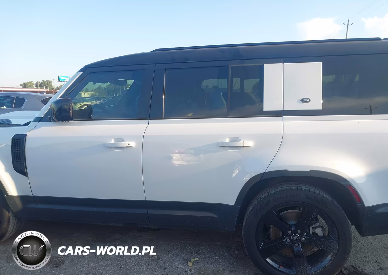 2024 Land Rover Defender 130 P300 S VIN:SALEJFFU4R2300750 - 14