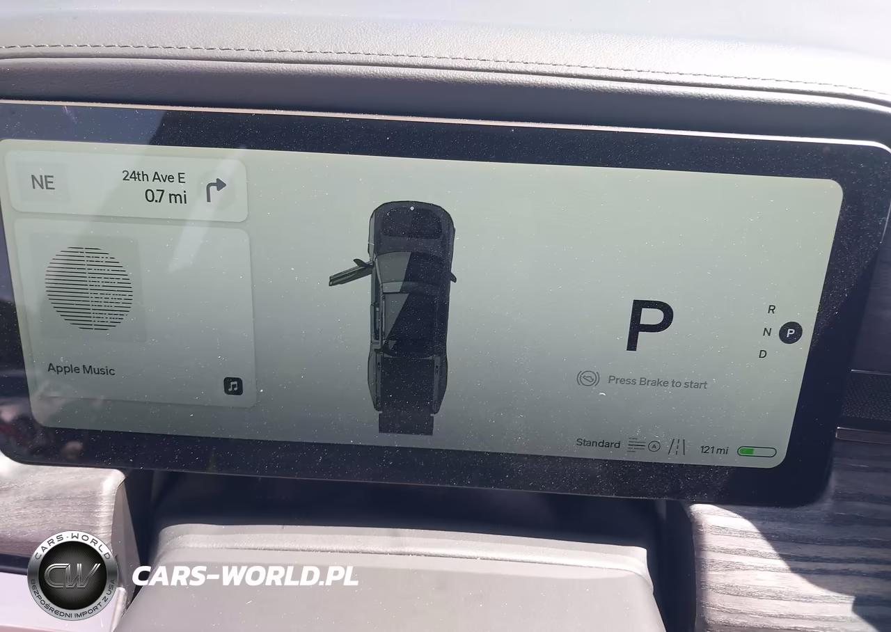 2022 Rivian R1T Launch Edition VIN:7FCTGAAL3NN001820 - 15