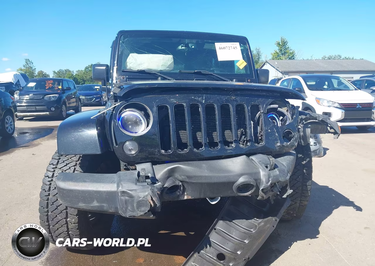 2017 Jeep Wrangler Unlimited Sahara 4X4 VIN:1C4BJWEG5HL591869 - 12