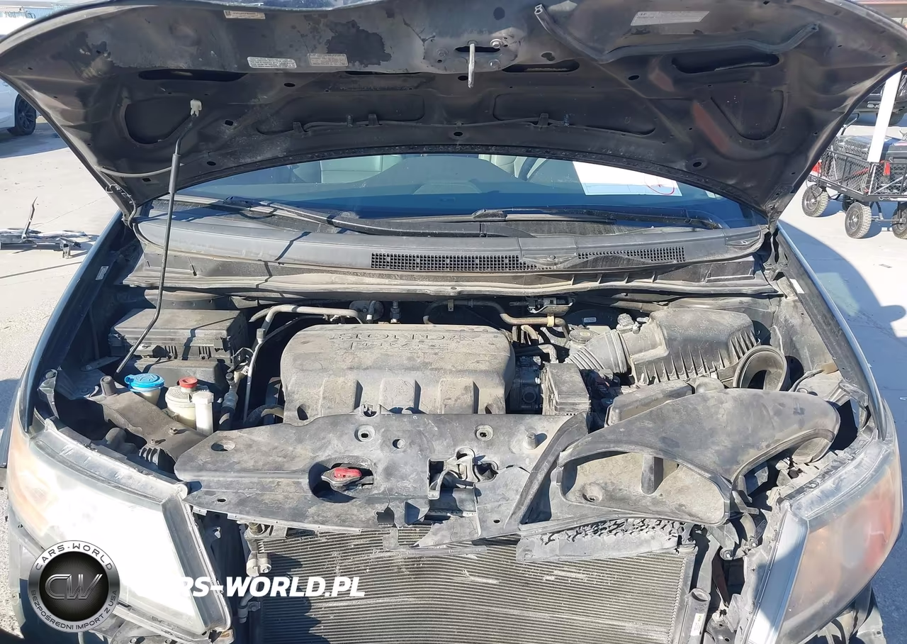 2015 Honda Odyssey Touring-Touring Elite VIN:5FNRL5H95FB008605 - 10