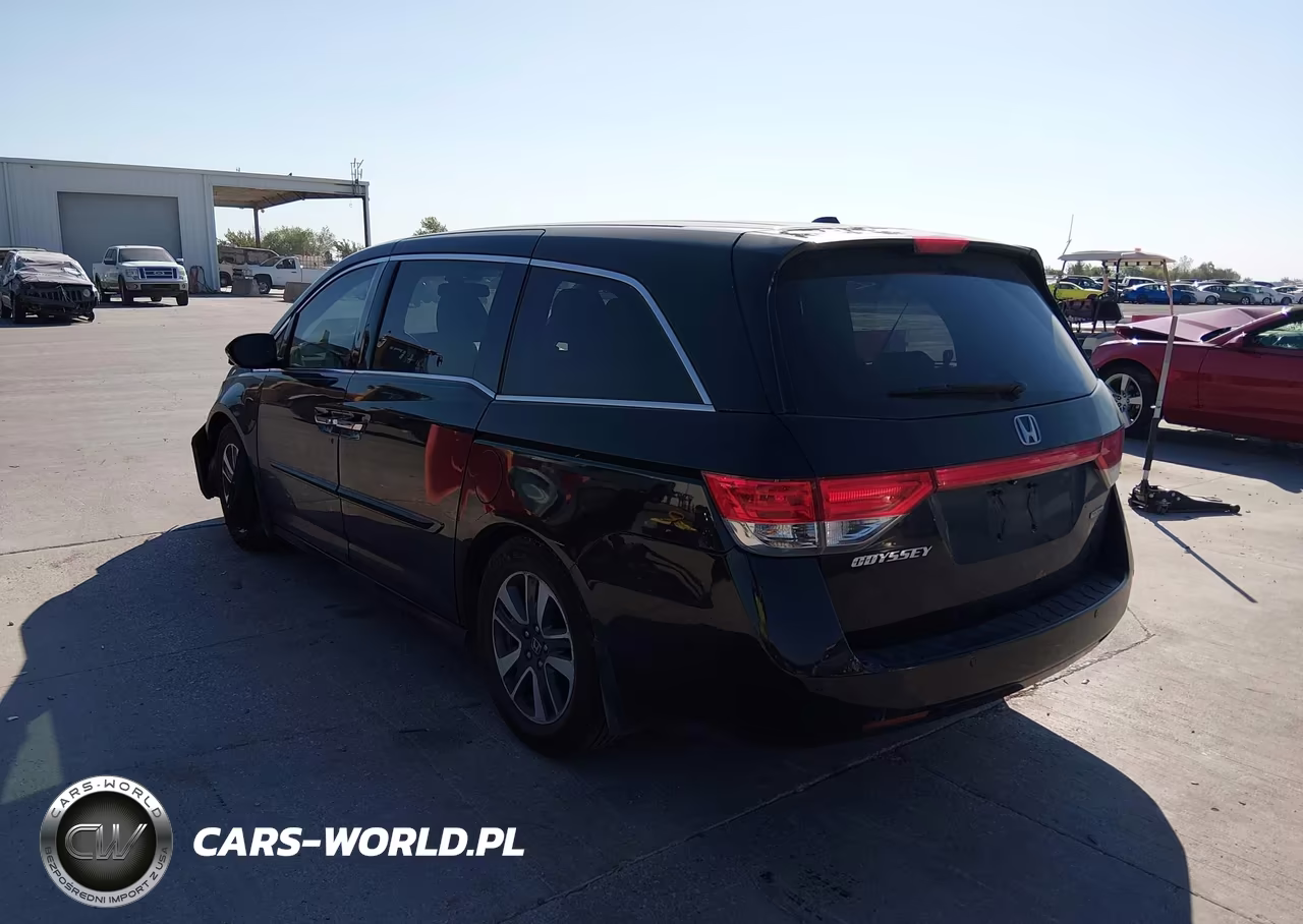 2015 Honda Odyssey Touring-Touring Elite VIN:5FNRL5H95FB008605 - 3