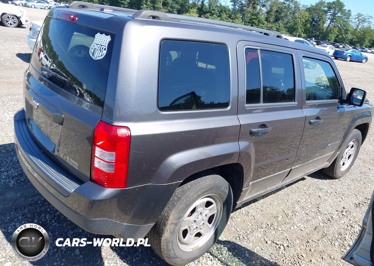 2016 Jeep Patriot Sport VIN:1C4NJPBA9GD669825 - 4