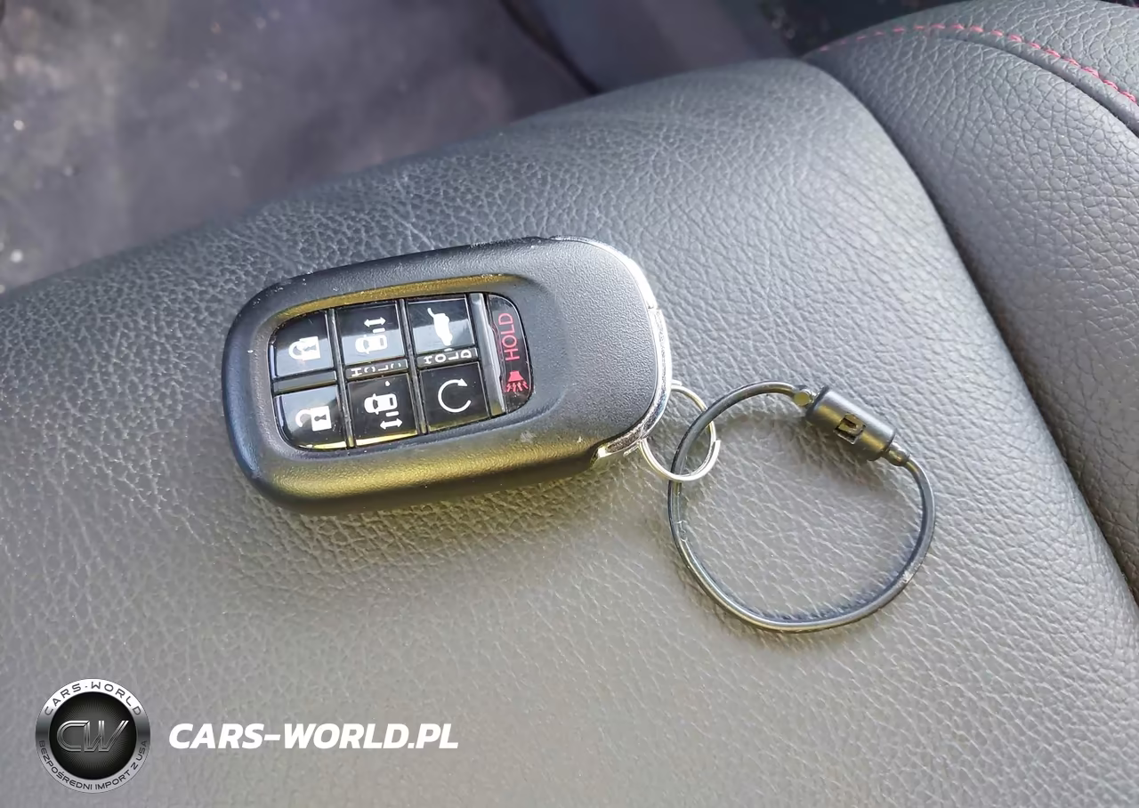 2026 Honda Odyssey Sport-L VIN:5FNRL6H77TB036695 - 11