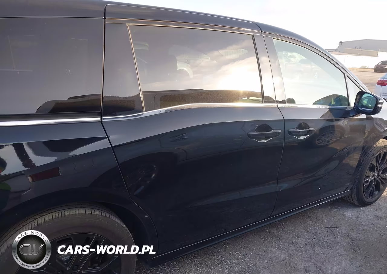 2026 Honda Odyssey Sport-L VIN:5FNRL6H77TB036695 - 13