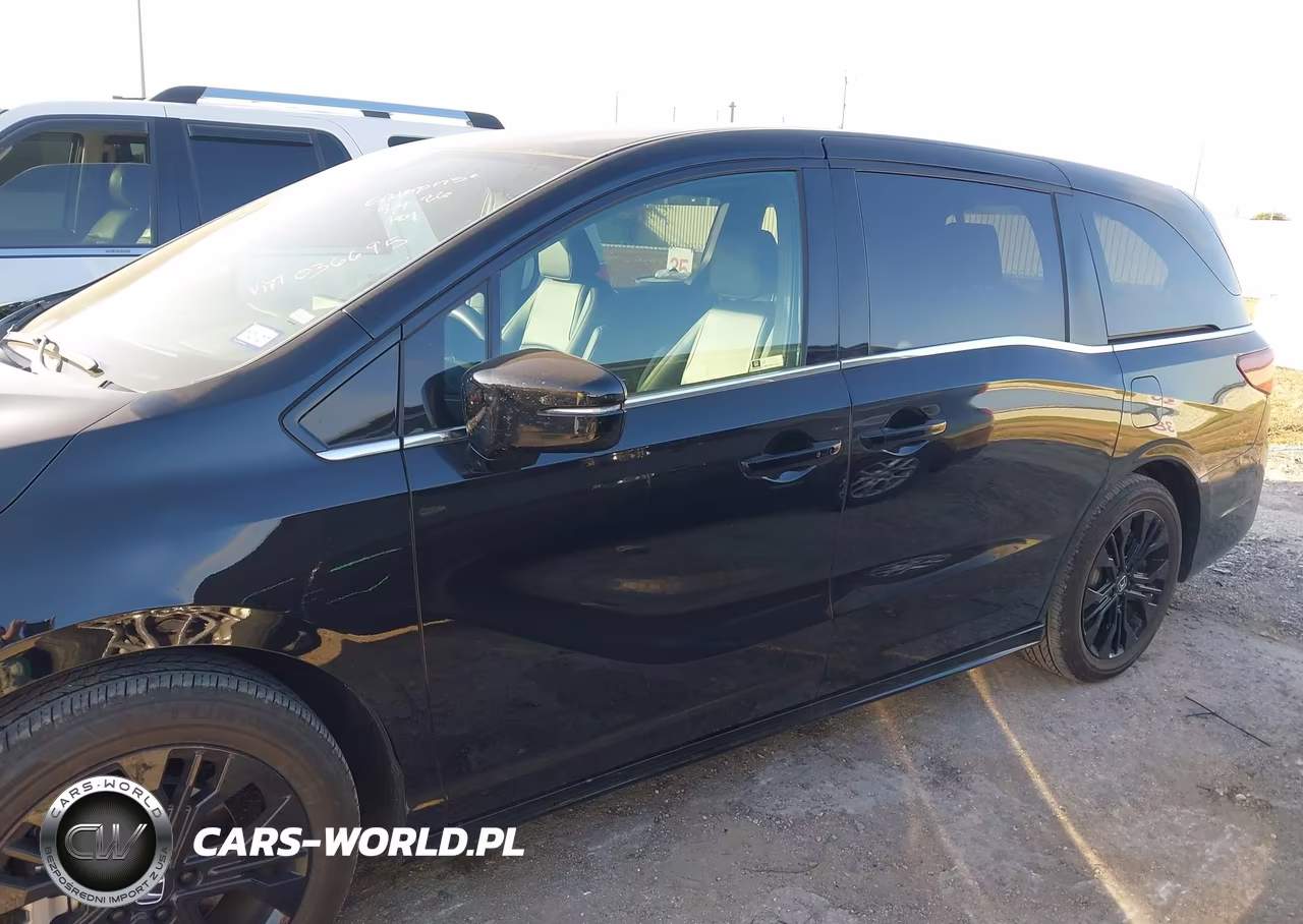 2026 Honda Odyssey Sport-L VIN:5FNRL6H77TB036695 - 14