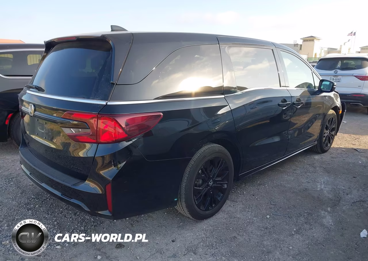 2026 Honda Odyssey Sport-L VIN:5FNRL6H77TB036695 - 4