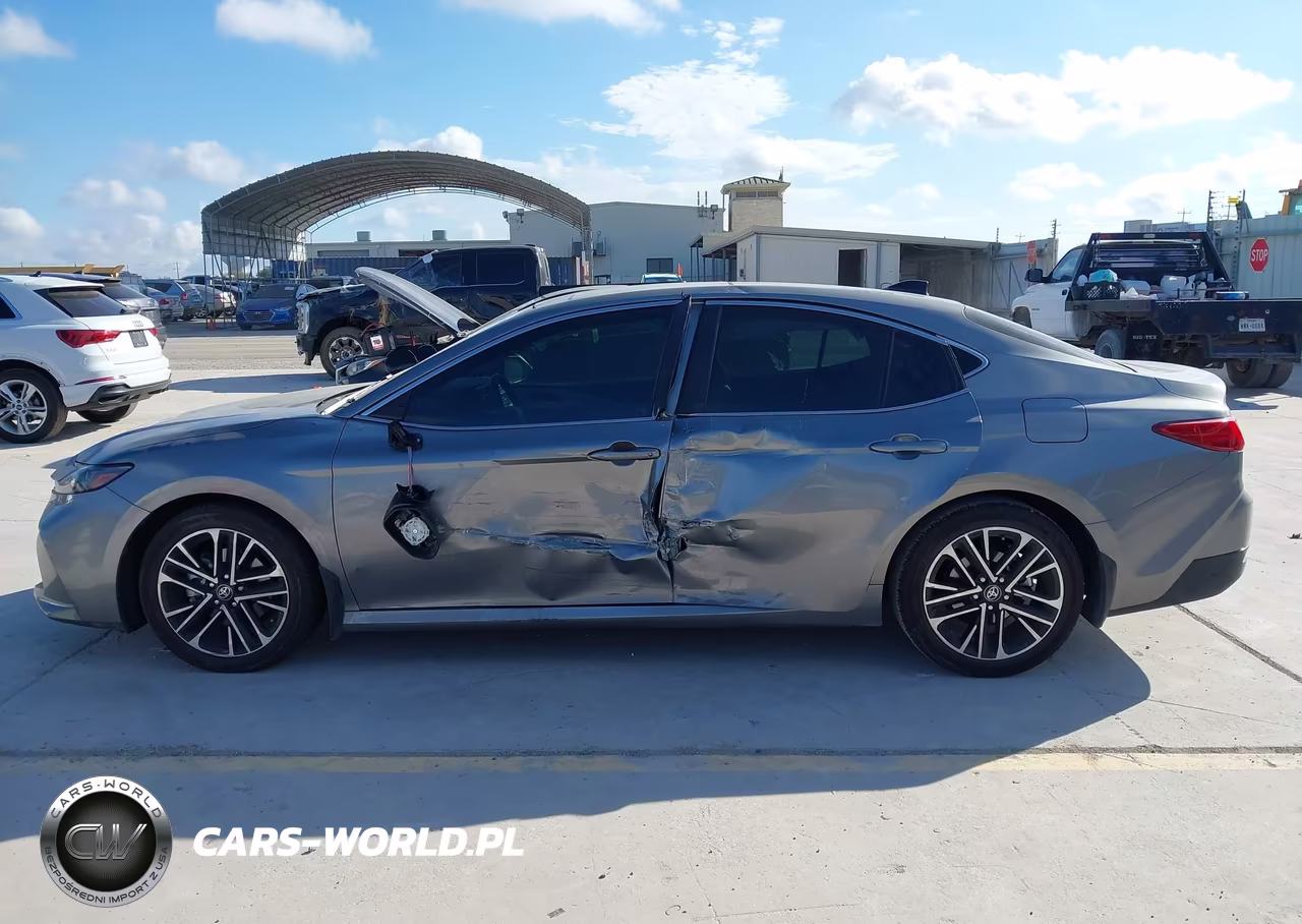 2025 Toyota Camry Xle VIN:4T1DAACK8SU548210 - 14