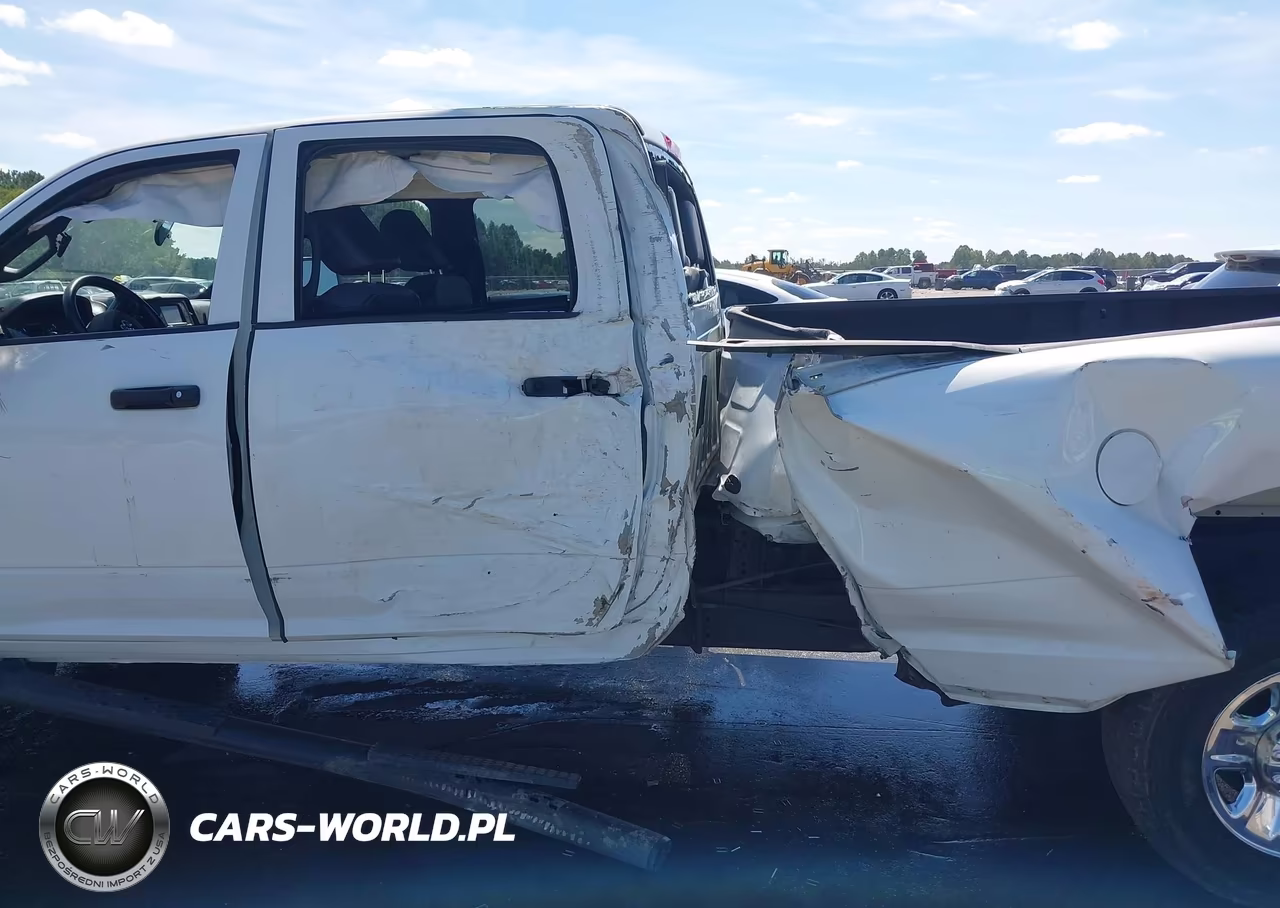 2023 Ram 2500 Tradesman 4X4 8' Box VIN:3C6UR5HJ1PG634416 - 6