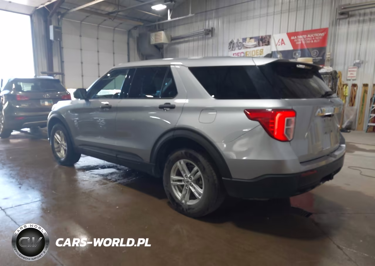 2022 Ford Explorer VIN:1FMSK8BB1NGB55005 - 3