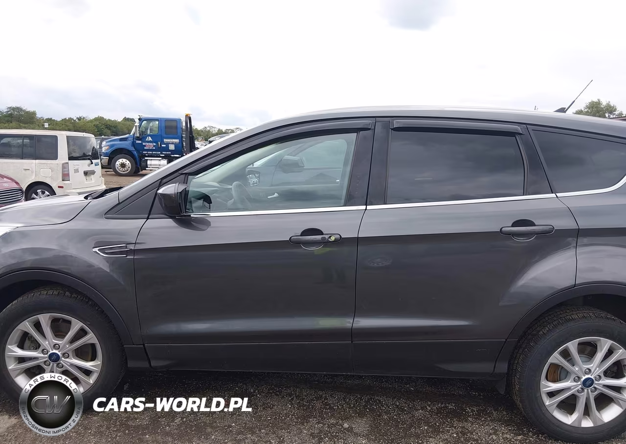 2019 Ford Escape Se VIN:1FMCU9GD0KUA60785 - 14
