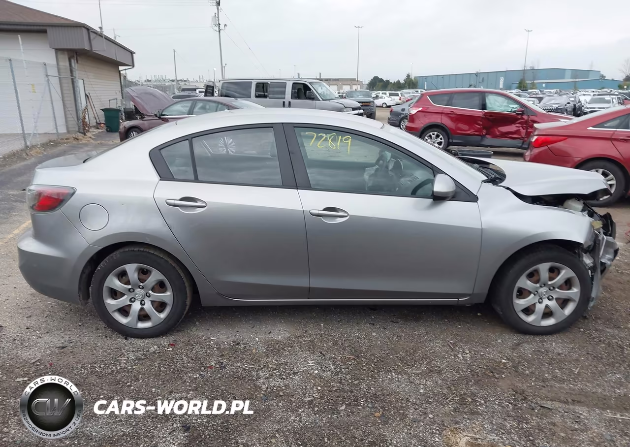 2012 Mazda Mazda3 I Sport VIN:JM1BL1UF1C1610931 - 14