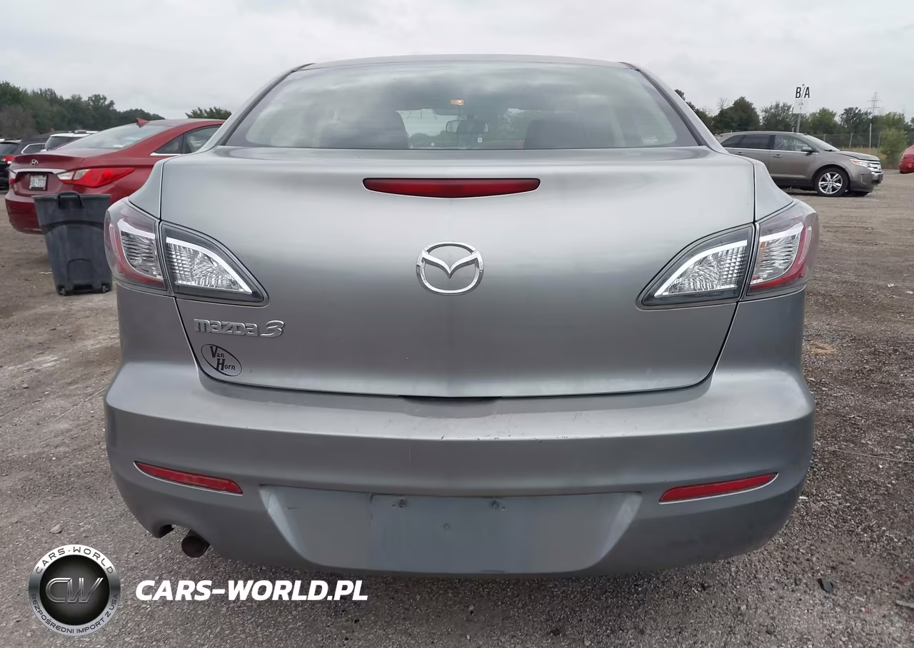 2012 Mazda Mazda3 I Sport VIN:JM1BL1UF1C1610931 - 17