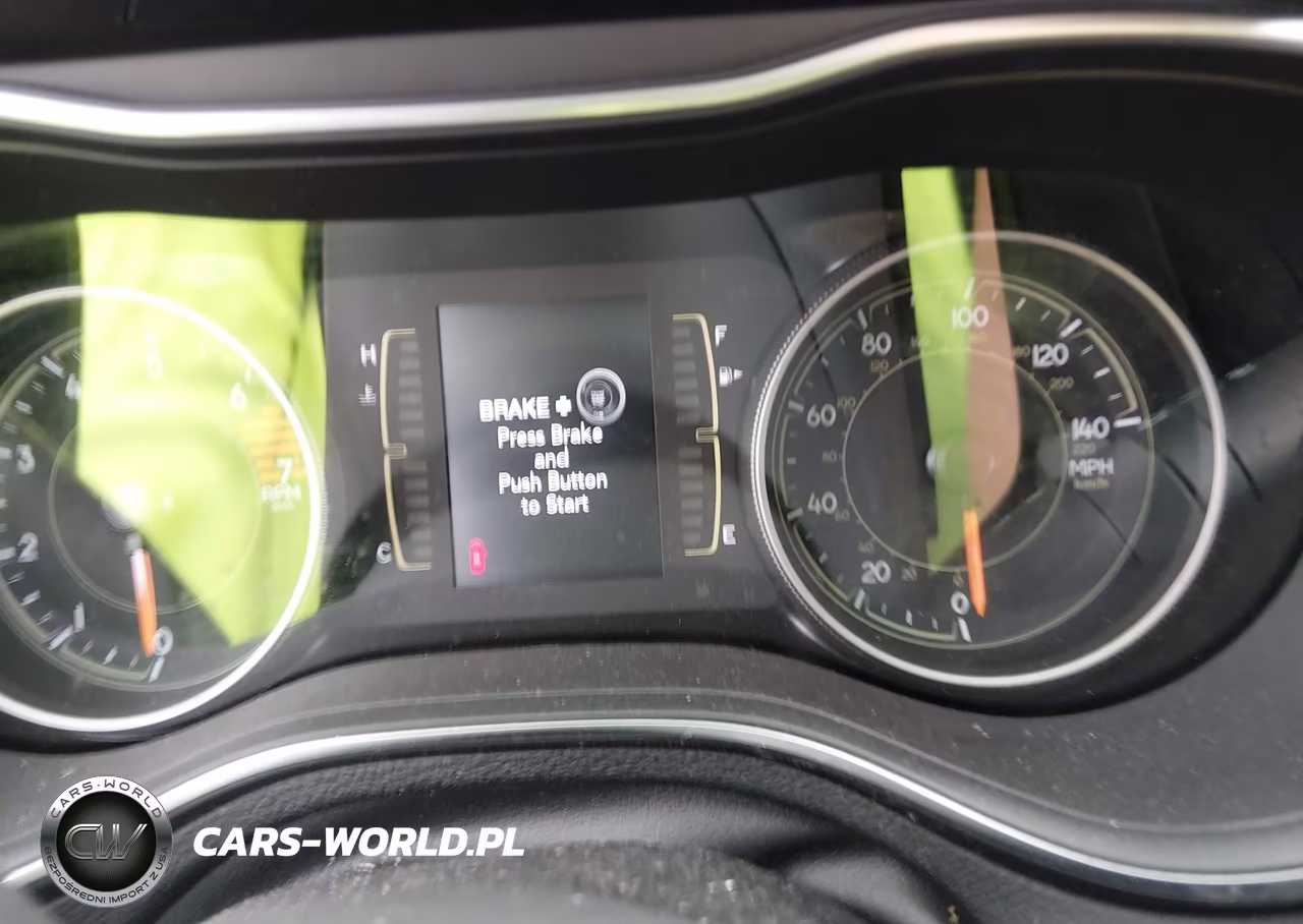 2020 Jeep Cherokee Altitude 4X4 VIN:1C4PJMLB8LD568140 - 7