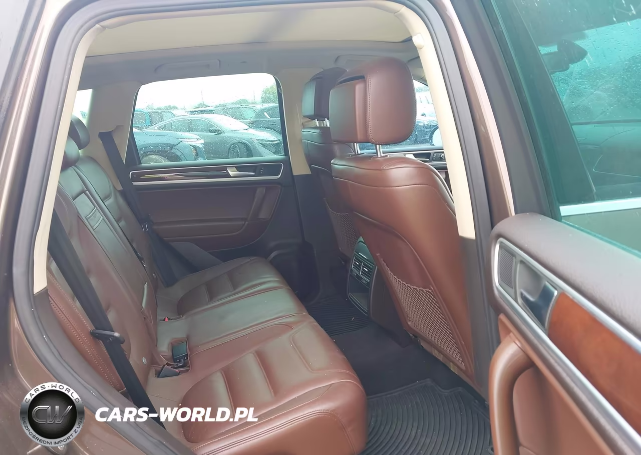 2012 Volkswagen Touareg Vr6 Lux VIN:WVGFF9BP0CD003903 - 8