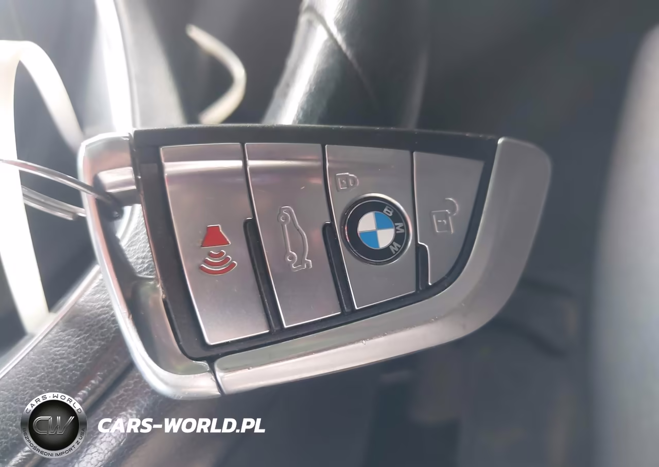 2019 BMW 530I xDrive VIN:WBAJA7C55KWW09292 - 11