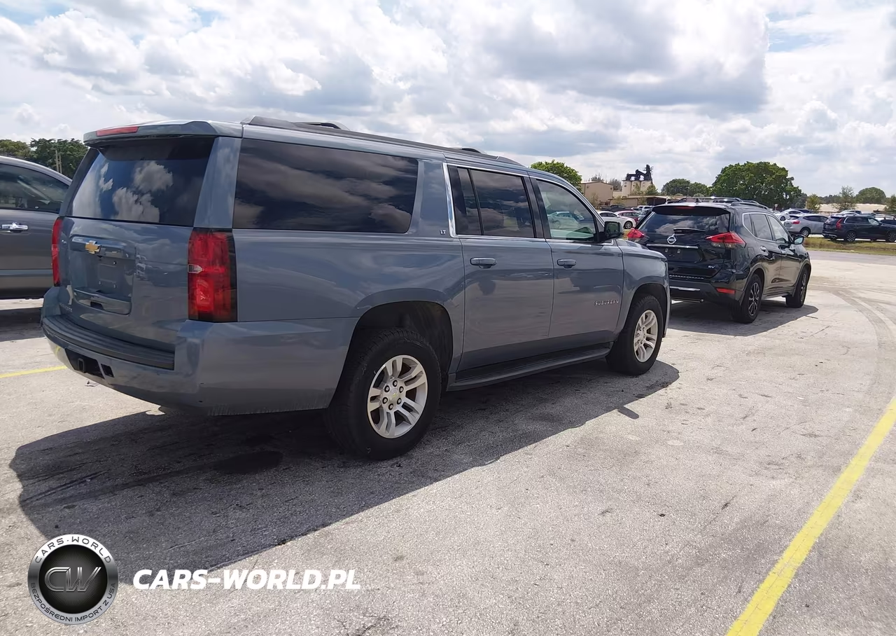 2016 Chevrolet Suburban Lt VIN:1GNSCHKC8GR167547 - 4