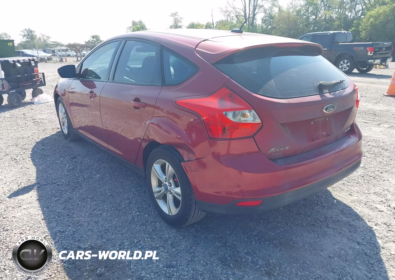 2013 Ford Focus Se VIN:1FADP3K23DL194840 - 3