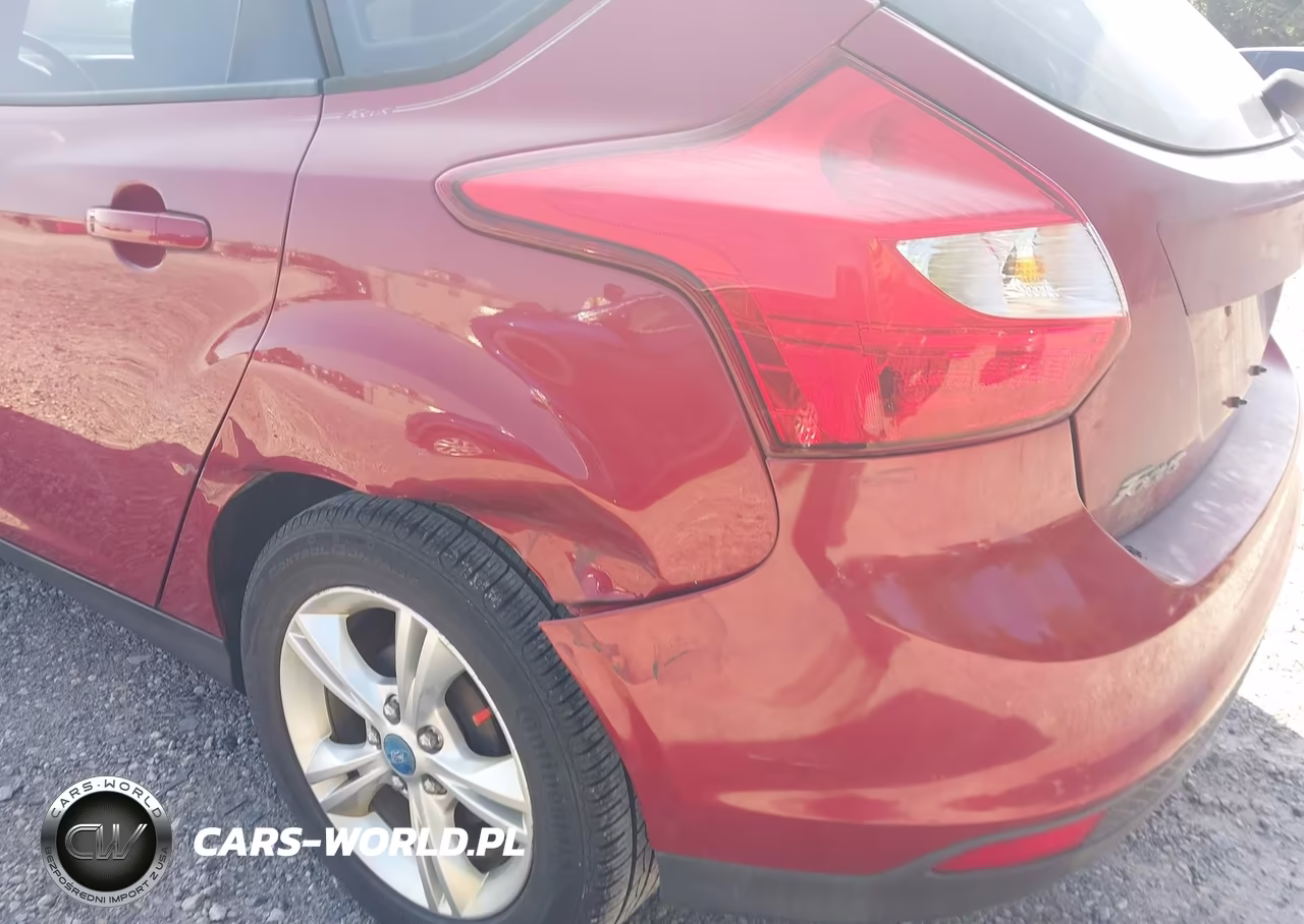 2013 Ford Focus Se VIN:1FADP3K23DL194840 - 6