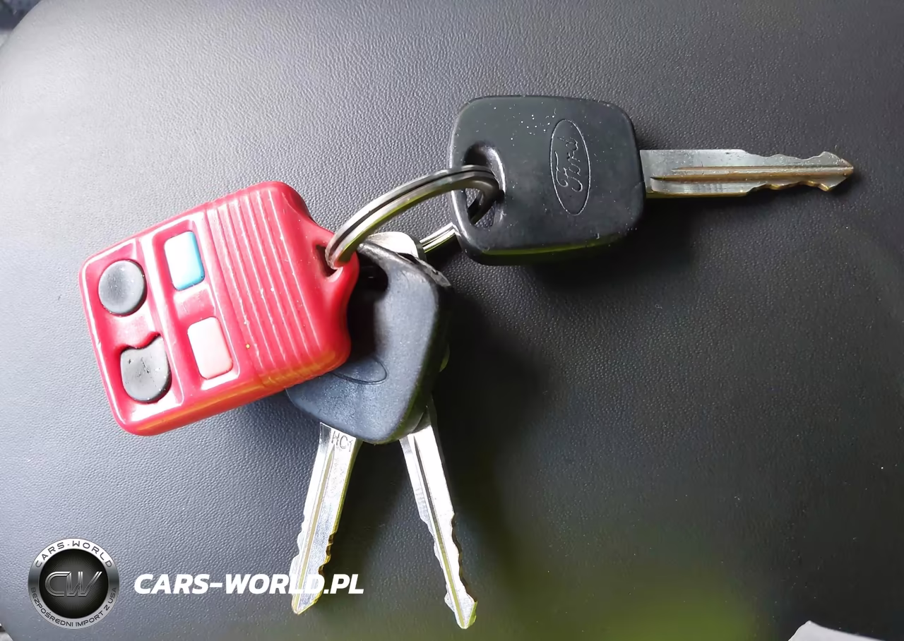 2005 Ford Focus Zx4 VIN:1FAFP34N55W122604 - 11