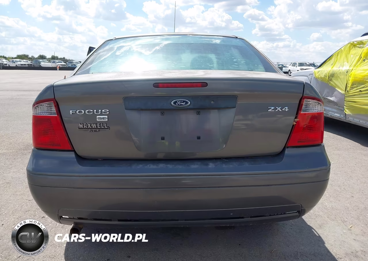 2005 Ford Focus Zx4 VIN:1FAFP34N55W122604 - 17