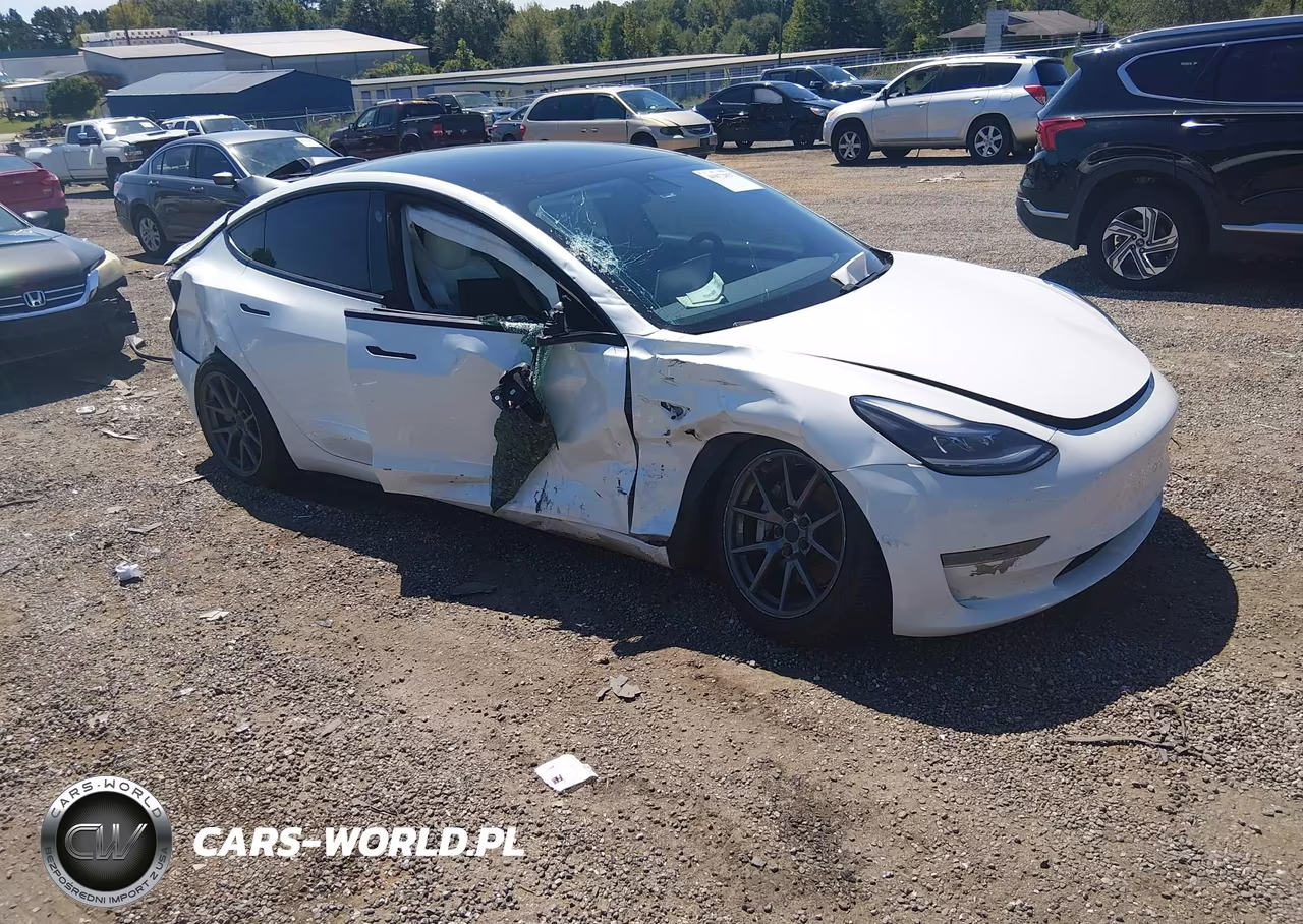 2021 Tesla Model 3 Standard Range Plus Rear-Wheel Drive – zdjęcie 1 z 14