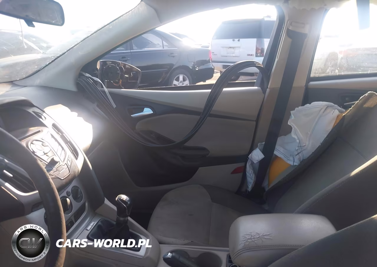2013 Ford Focus Se VIN:1FADP3F27DL167599 - 5