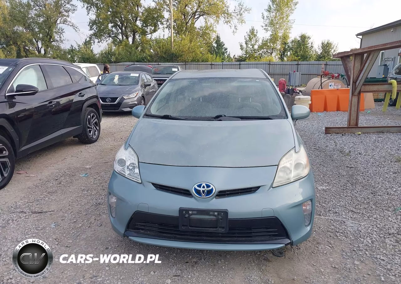 2013 Toyota Prius Two VIN:JTDKN3DU4D5592021 - 12