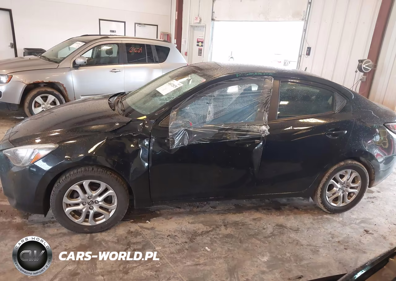 2016 Scion Ia VIN:3MYDLBZV3GY118001 - 14