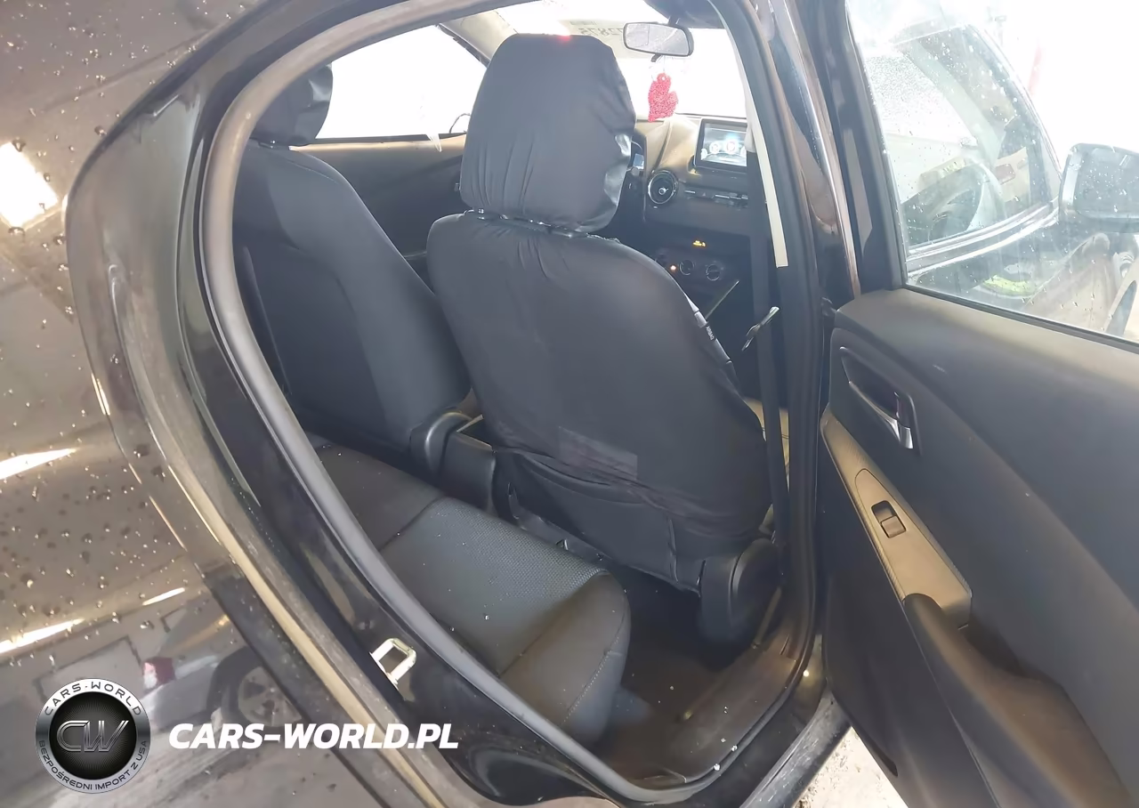 2016 Scion Ia VIN:3MYDLBZV3GY118001 - 8