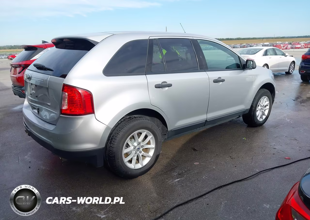 2013 Ford Edge Se VIN:2FMDK3GC8DBC70607 - 4