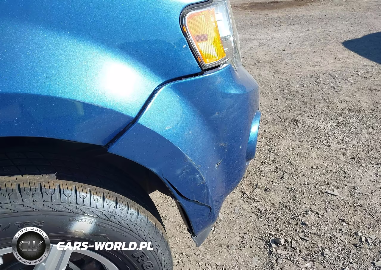 2009 Ford Escape Xlt VIN:1FMCU03719KB64879 - 6