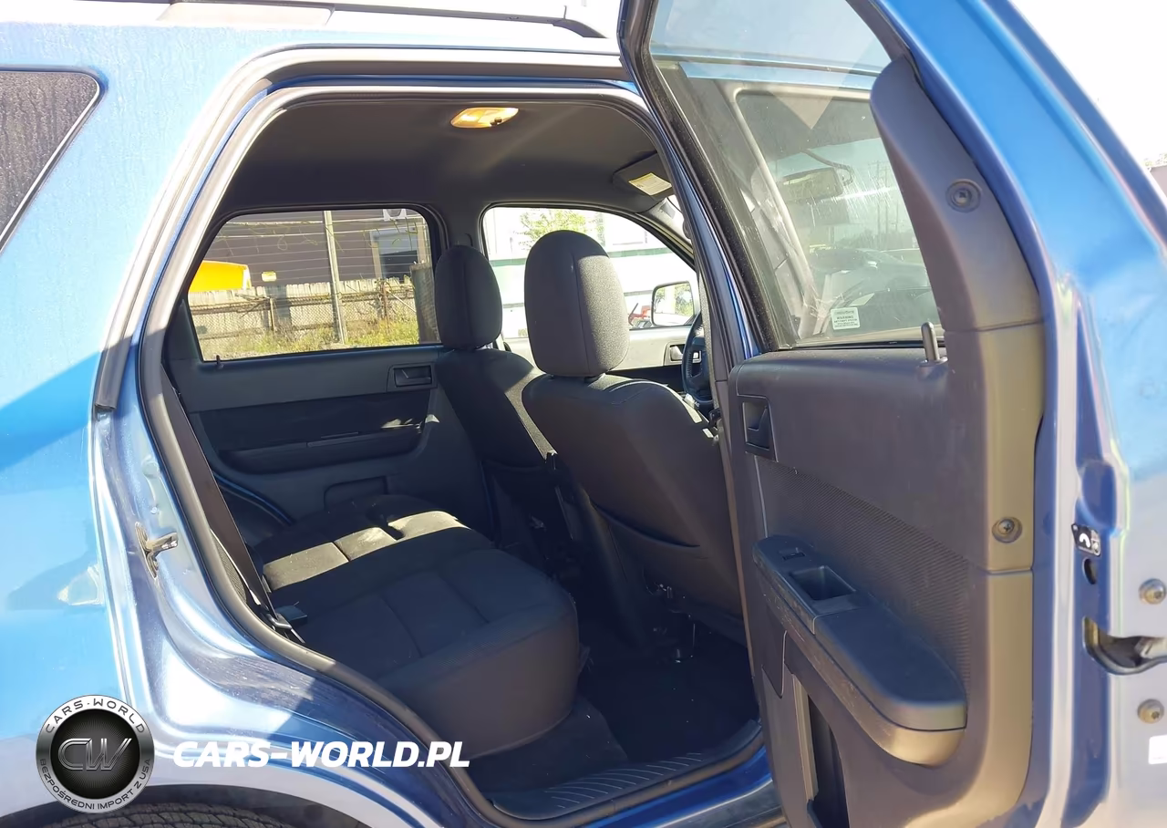 2009 Ford Escape Xlt VIN:1FMCU03719KB64879 - 8