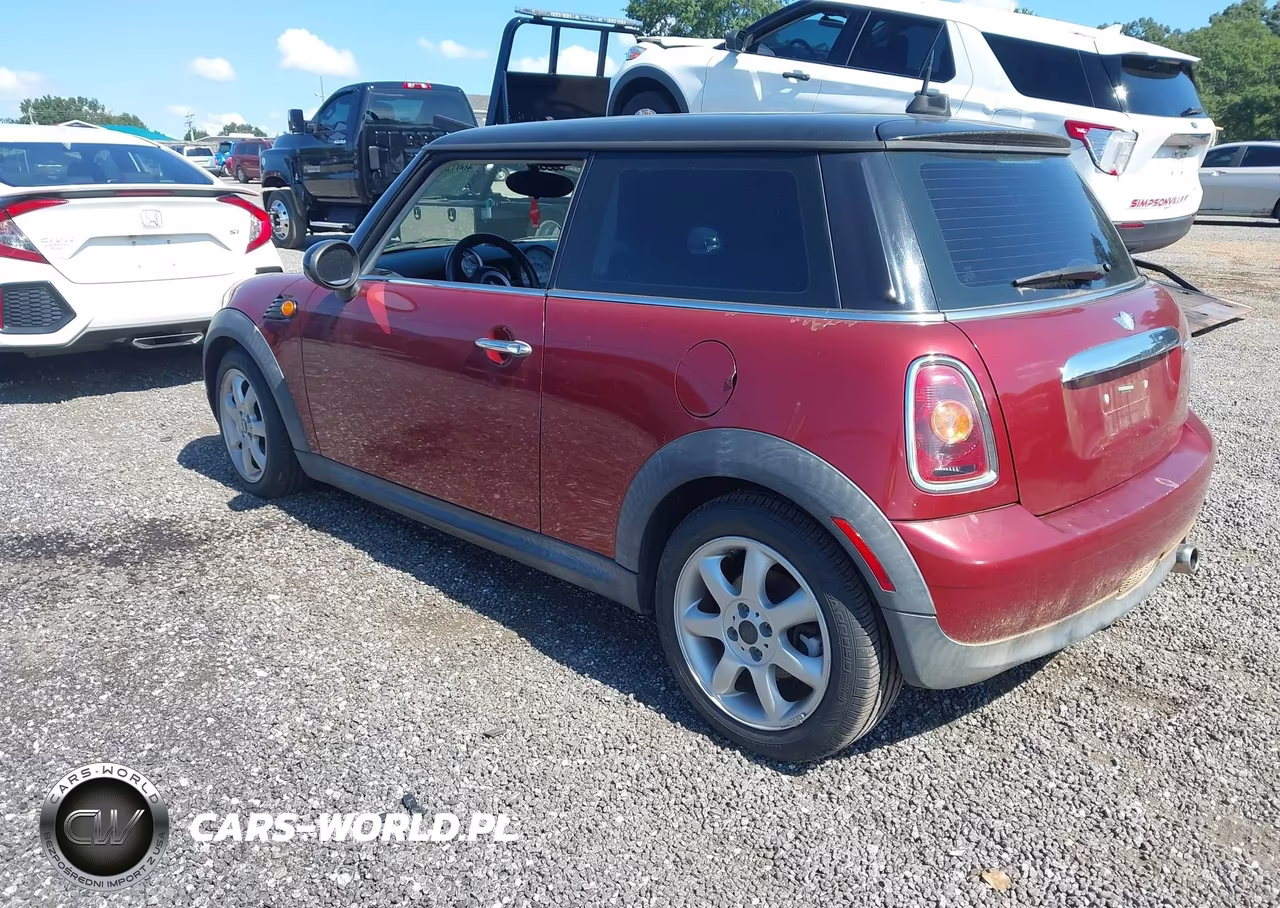 2009 Mini Cooper VIN:WMWMF33599TW72334 - 3