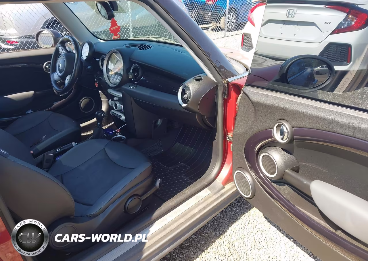 2009 Mini Cooper VIN:WMWMF33599TW72334 - 5